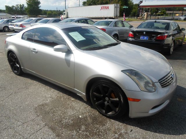 Infiniti G35 2004 photo 3