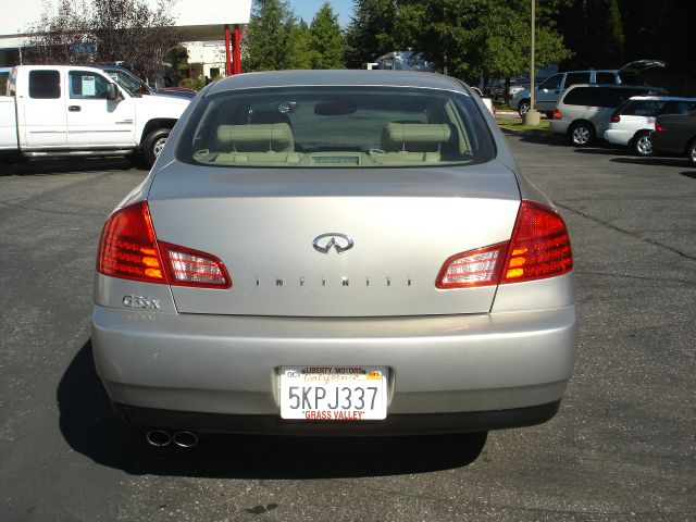 Infiniti G35 2004 photo 3