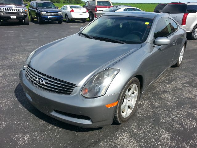 Infiniti G35 2004 photo 2