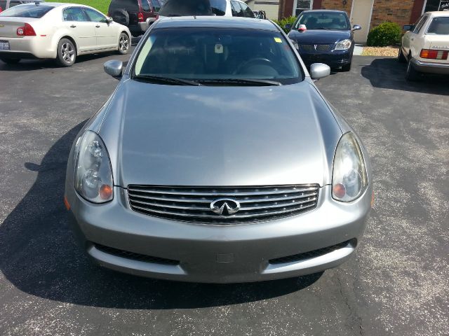 Infiniti G35 2004 photo 3