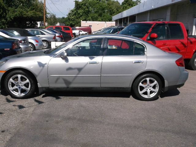 Infiniti G35 2004 photo 1