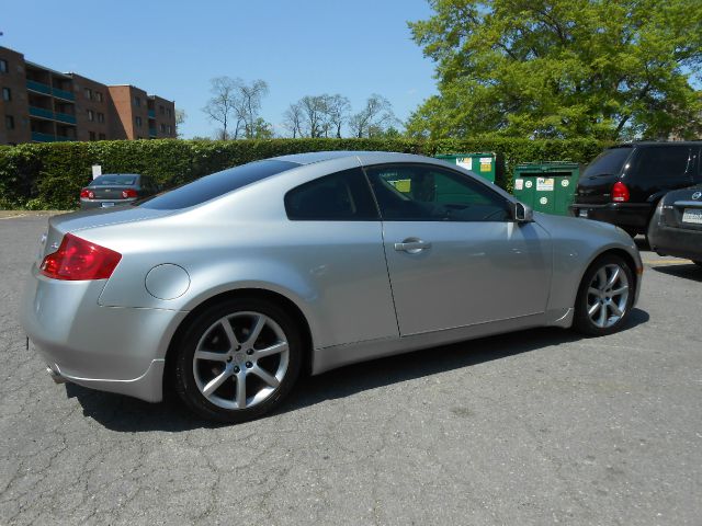 Infiniti G35 2004 photo 7