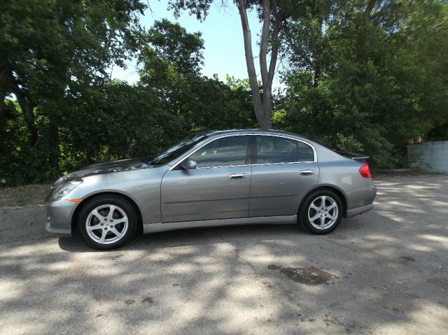 Infiniti G35 2004 photo 14