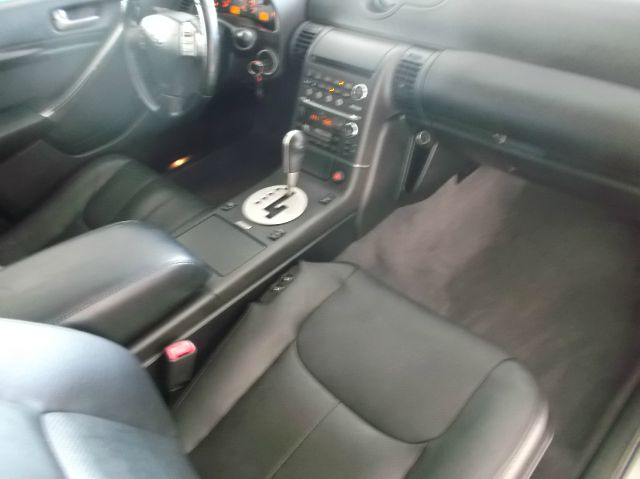 Infiniti G35 2004 photo 2