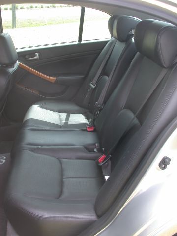 Infiniti G35 2004 photo 19