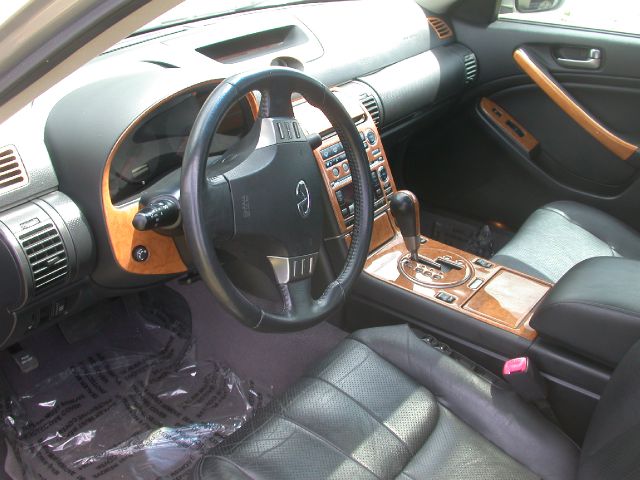 Infiniti G35 2004 photo 2