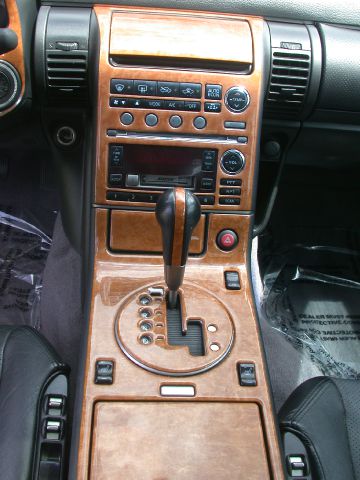 Infiniti G35 2004 photo 8