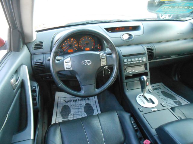 Infiniti G35 2004 photo 1