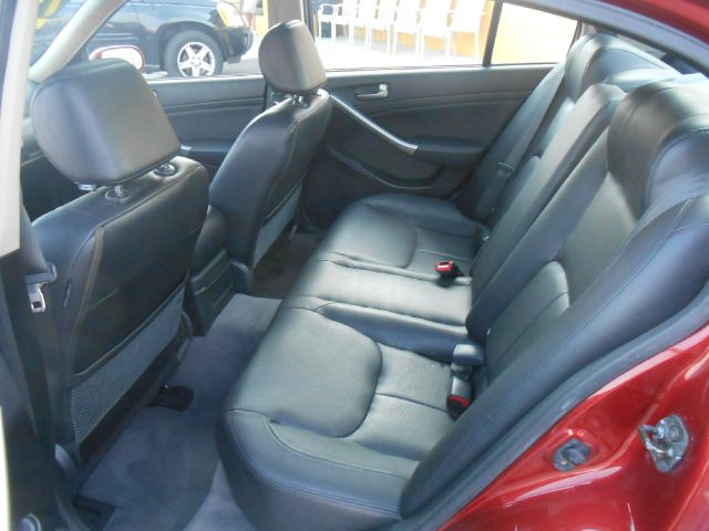 Infiniti G35 2004 photo 17