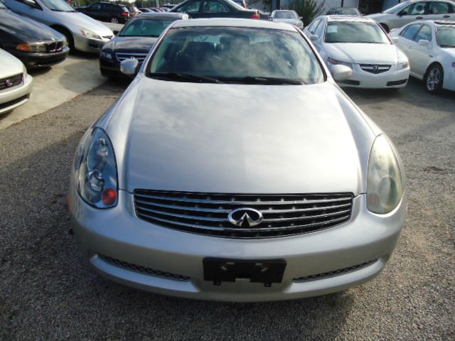 Infiniti G35 2004 photo 1