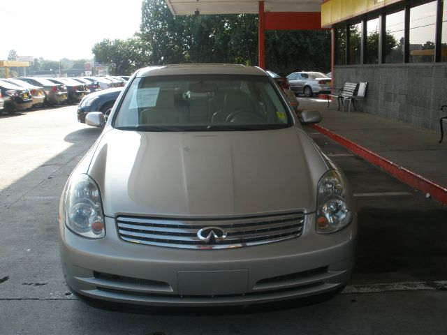 Infiniti G35 2004 photo 3