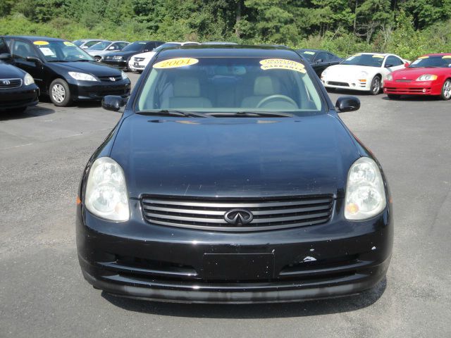 Infiniti G35 2004 photo 3