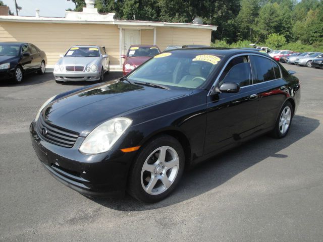 Infiniti G35 2004 photo 4