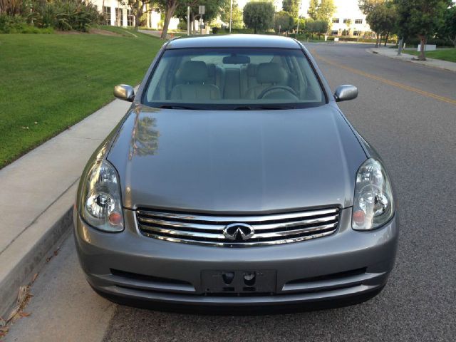 Infiniti G35 2004 photo 3