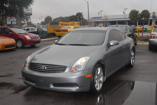 Infiniti G35 2004 photo 1