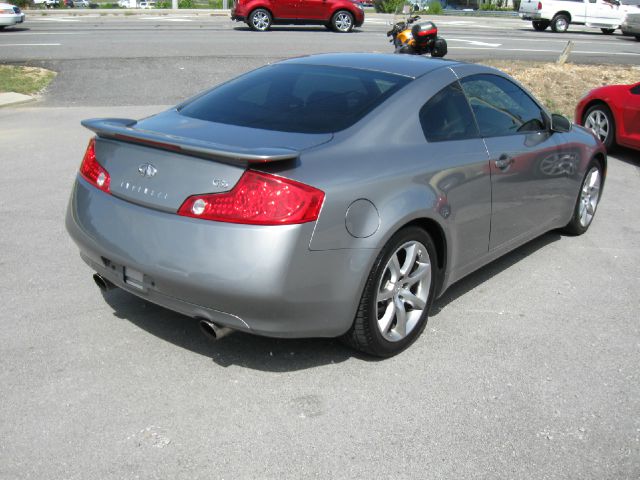 Infiniti G35 2004 photo 3