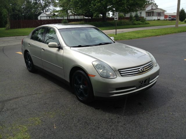 Infiniti G35 2004 photo 6