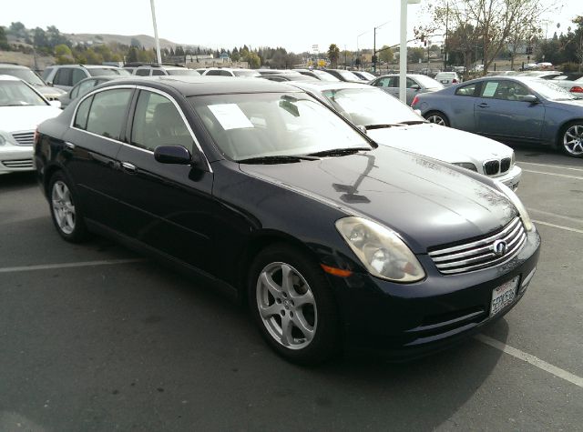 Infiniti G35 2004 photo 3