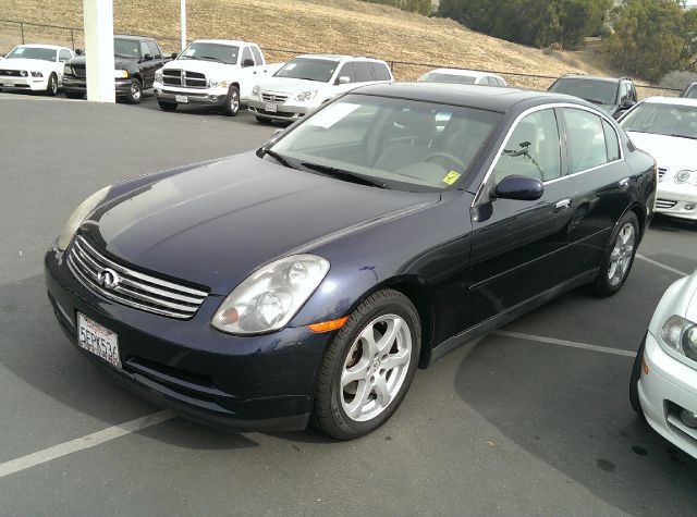 Infiniti G35 2004 photo 4