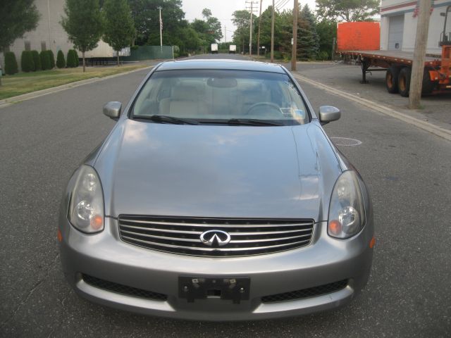 Infiniti G35 2004 photo 3