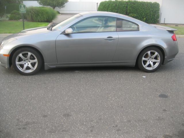 Infiniti G35 2004 photo 4