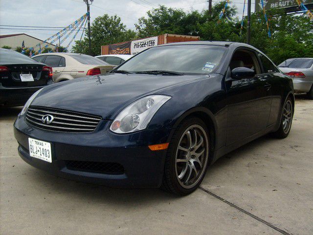 Infiniti G35 2004 photo 1