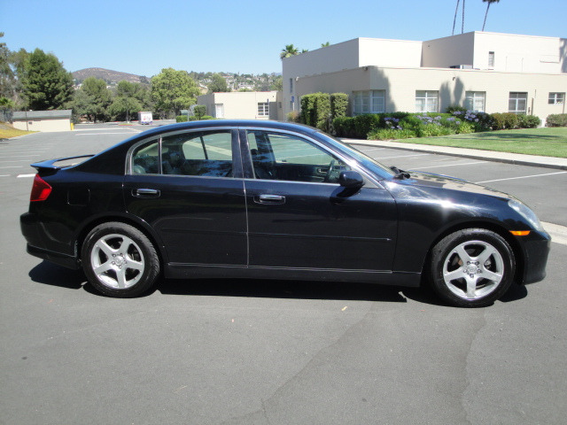 Infiniti G35 2004 photo 1