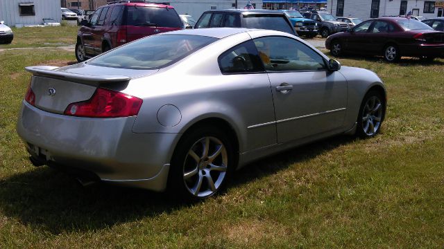 Infiniti G35 2004 photo 1