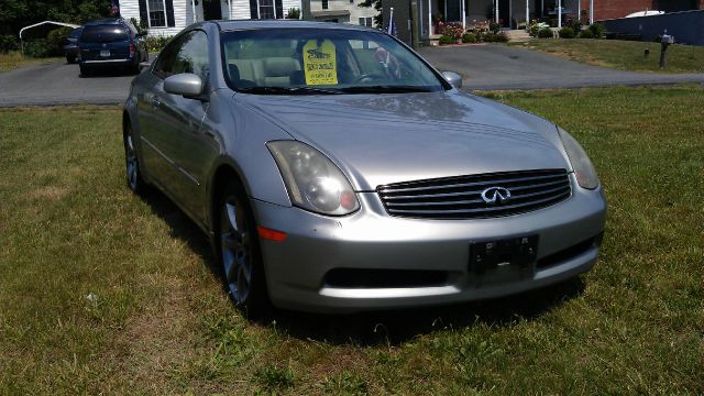 Infiniti G35 2004 photo 13