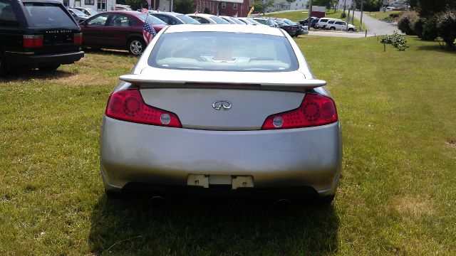 Infiniti G35 2004 photo 2