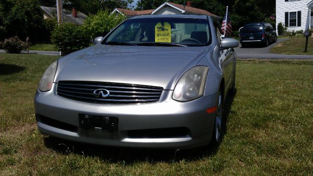 Infiniti G35 2004 photo 3