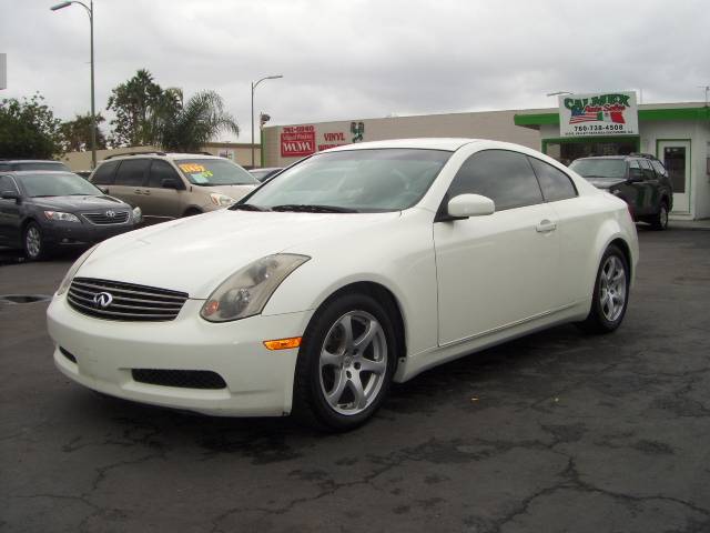 Infiniti G35 2004 photo 1