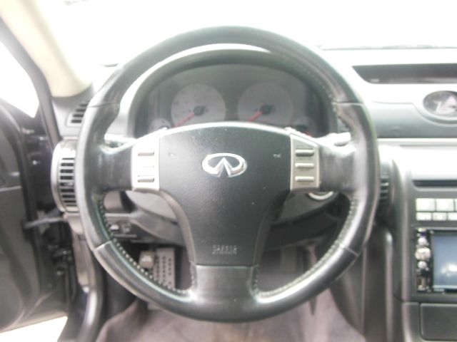 Infiniti G35 2004 photo 14