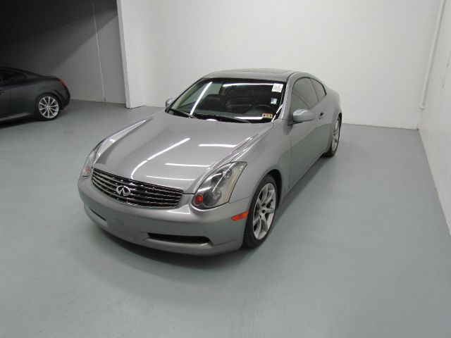 Infiniti G35 2004 photo 1