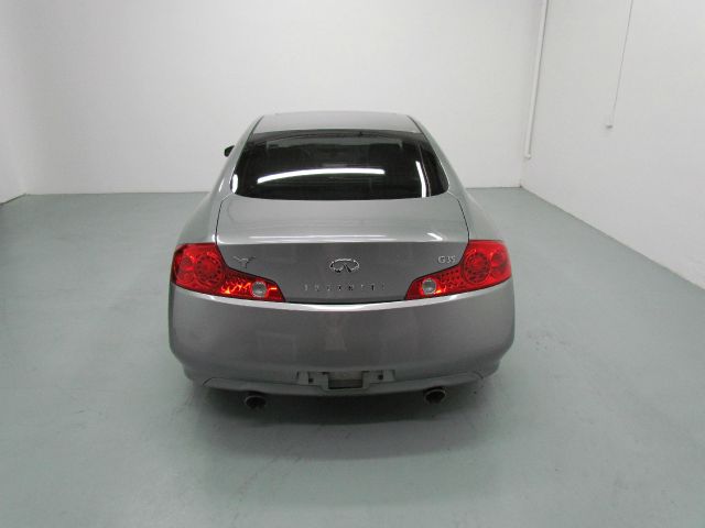 Infiniti G35 2004 photo 3