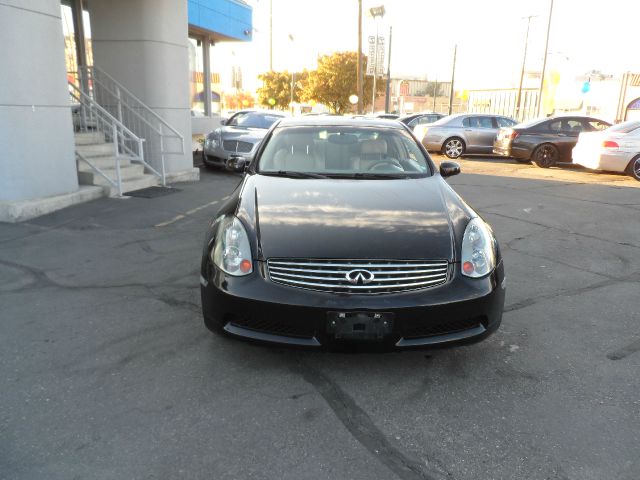 Infiniti G35 2004 photo 4