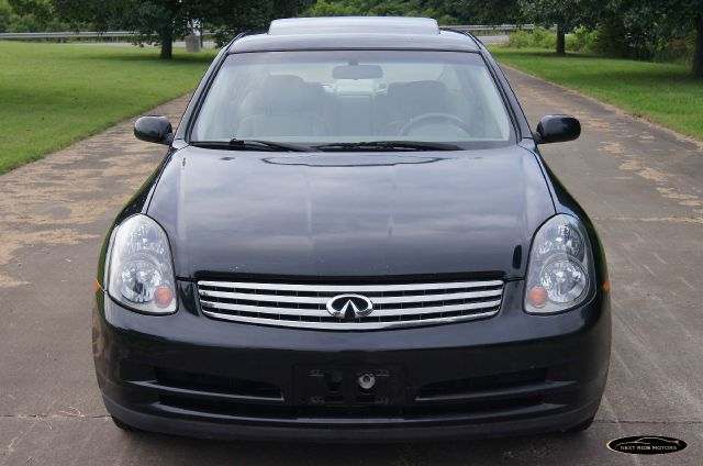 Infiniti G35 2004 photo 3