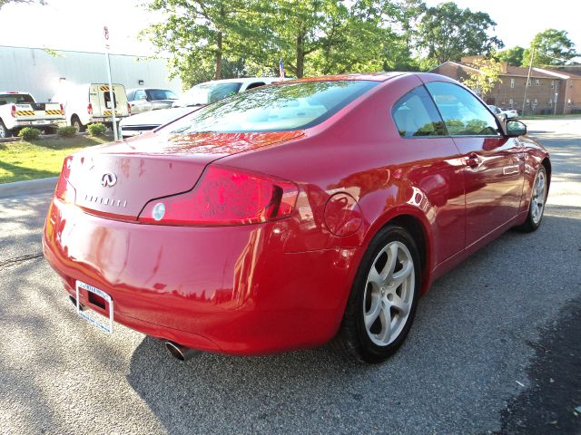 Infiniti G35 2004 photo 19