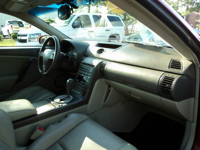 Infiniti G35 2004 photo 22