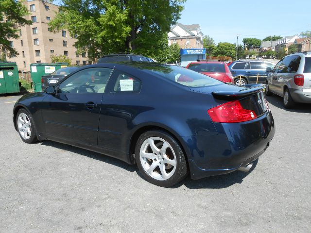 Infiniti G35 XB - ONE Owner Coupe