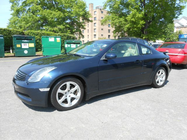 Infiniti G35 2004 photo 1