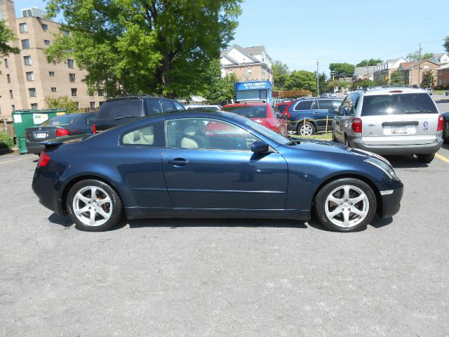 Infiniti G35 2004 photo 9