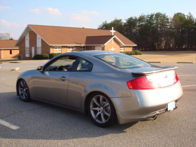 Infiniti G35 2004 photo 2