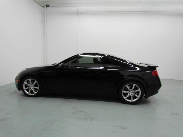 Infiniti G35 2004 photo 1