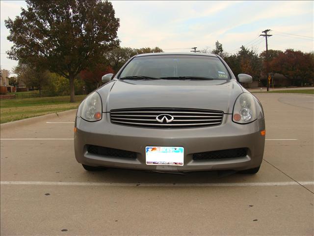 Infiniti G35 2004 photo 3