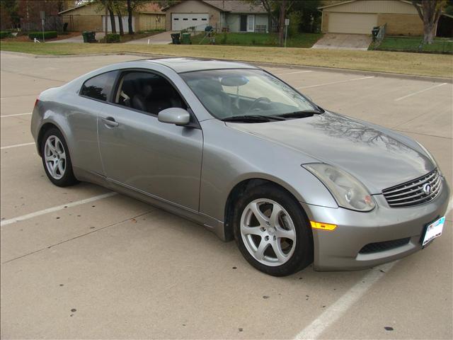 Infiniti G35 2004 photo 4