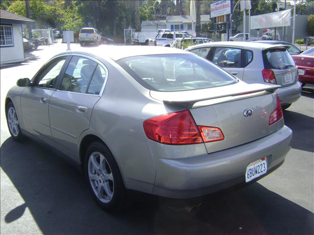 Infiniti G35 2004 photo 1