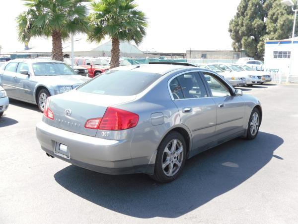 Infiniti G35 2004 photo 3