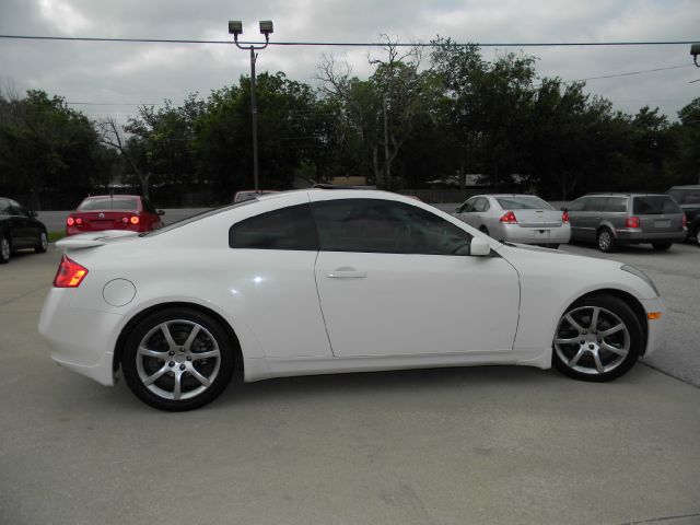 Infiniti G35 2004 photo 14