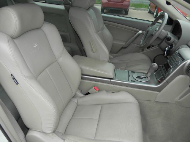 Infiniti G35 2004 photo 6